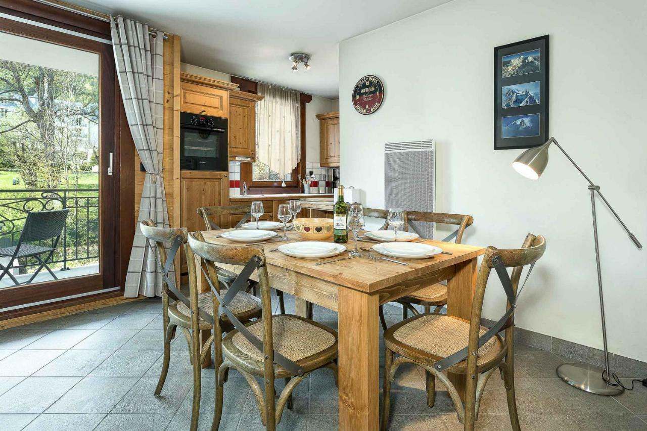 Apartment Staddon - Alpes Travel - Central Chamonix - Sleeps 4-6 Екстер'єр фото